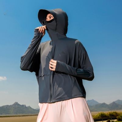 【adidas 愛迪達】 防曬連帽外套 女 IW9434