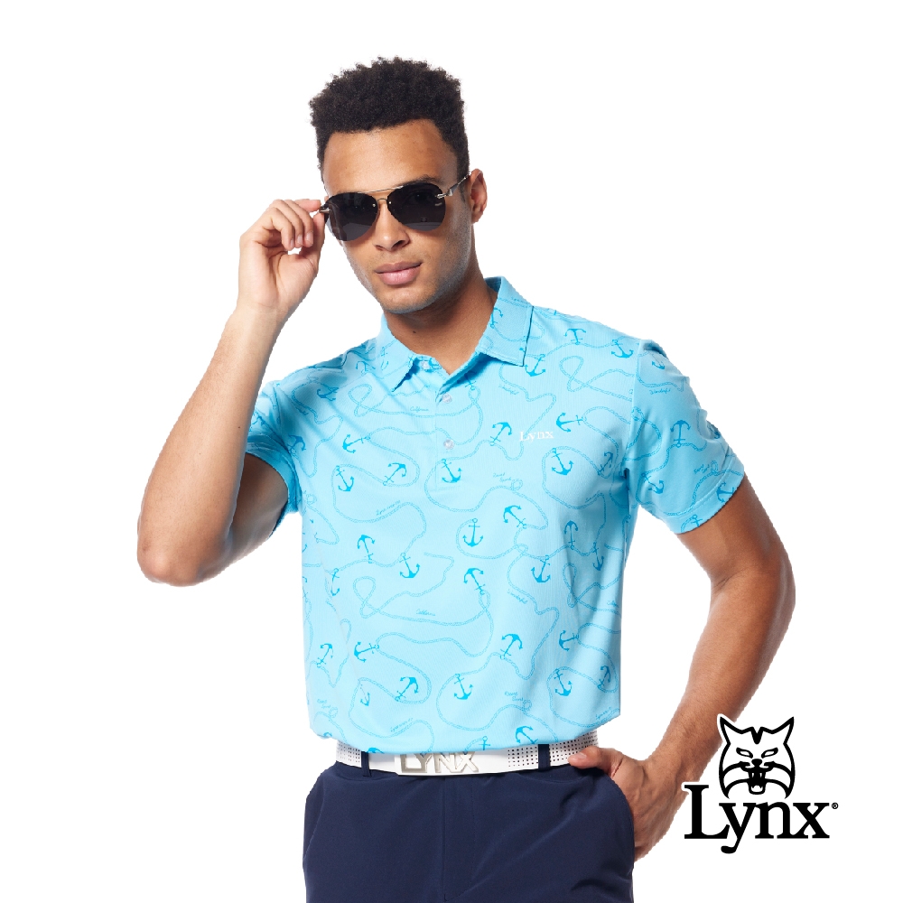 【Lynx Golf】男款吸溼排汗機能滿版海洋風船錨造型Lynx字樣繡花短袖POLO衫/高爾夫球衫-淺藍色 (淺藍色)
