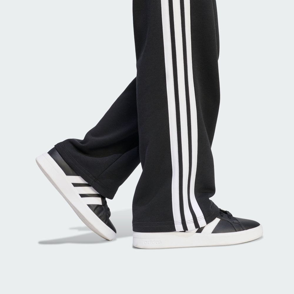 adidas 愛迪達】 ESSENTIALS 運動長褲童裝JZ3689 | 上衣| Yahoo購物中心