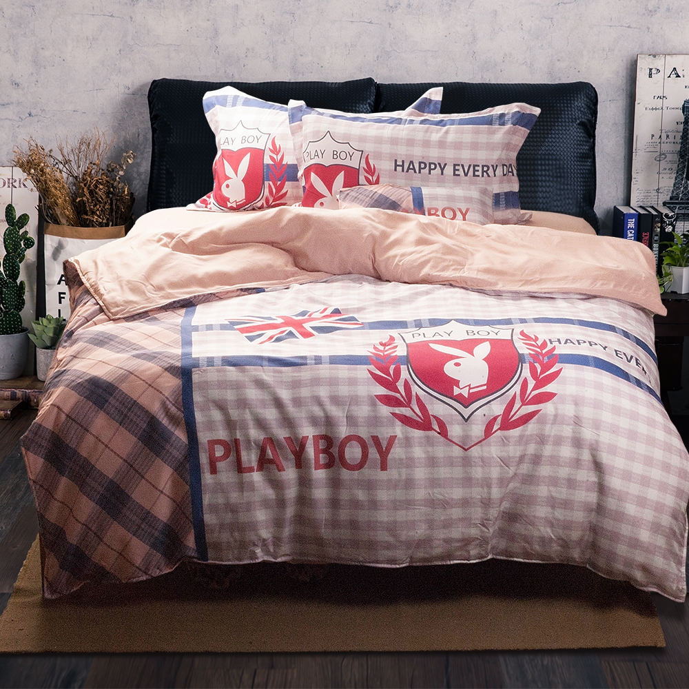 PLAYBOY五件式雙人兩用被床包組(經典格紋)