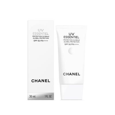 CHANEL香奈兒 珍珠光感 UV 隔離凝露 CHANEL香奈兒 珍珠光感UV隔離凝露 SPF50/PA++++,為大人設計的臉部與眼部隔離防曬產品,適合各種膚質使用。採用高SPF值與PA等級,提供強效防曬保護,同時擁有珍珠光感效果,讓肌膚透亮自然。產地依商品包裝顯示,儲存期限為3年,請詳見產品標示。為國內專櫃公司貨,品質有保障。