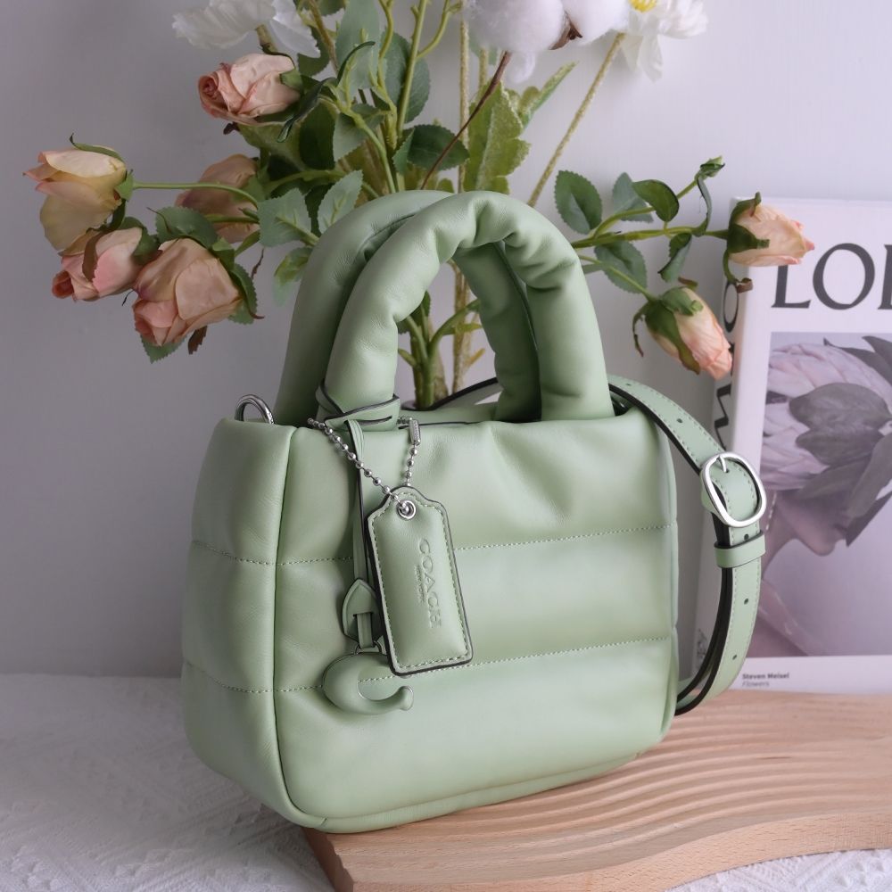COACH Mini Pillow 絎縫皮革手提斜背兩用包/托特包(淺綠)