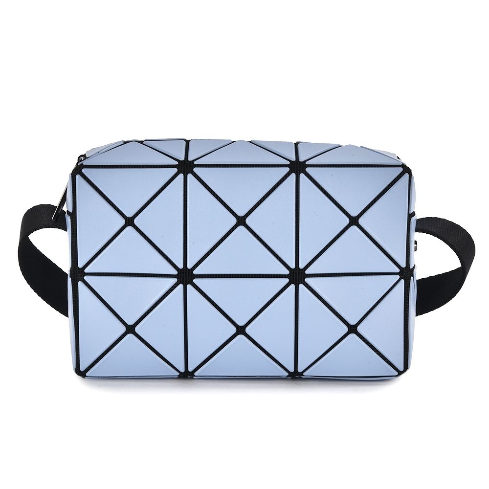 ISSEY MIYAKE 三宅一生BAOBAO CUBOID 2x3霧面方格迷你長方體斜背包-淺藍色