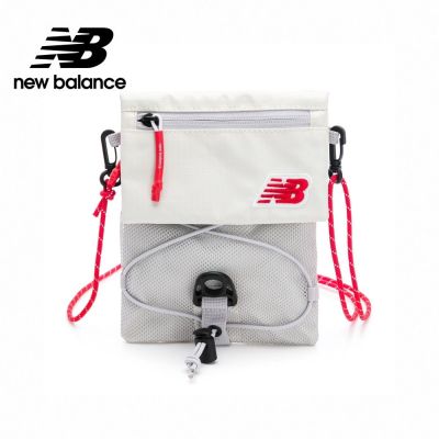 【New Balance】斜背帶隨身包_中性_米白色_LAB51534SST