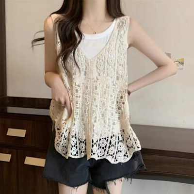 La Belleza大V領圈圈花朵刻花布蕾絲鏤空洞洞手鉤針織背心