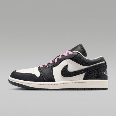 NIKE WMNS AIR JORDAN 1 LOW SE 女鞋 休閒鞋 運動鞋 黑白粉-II0595001