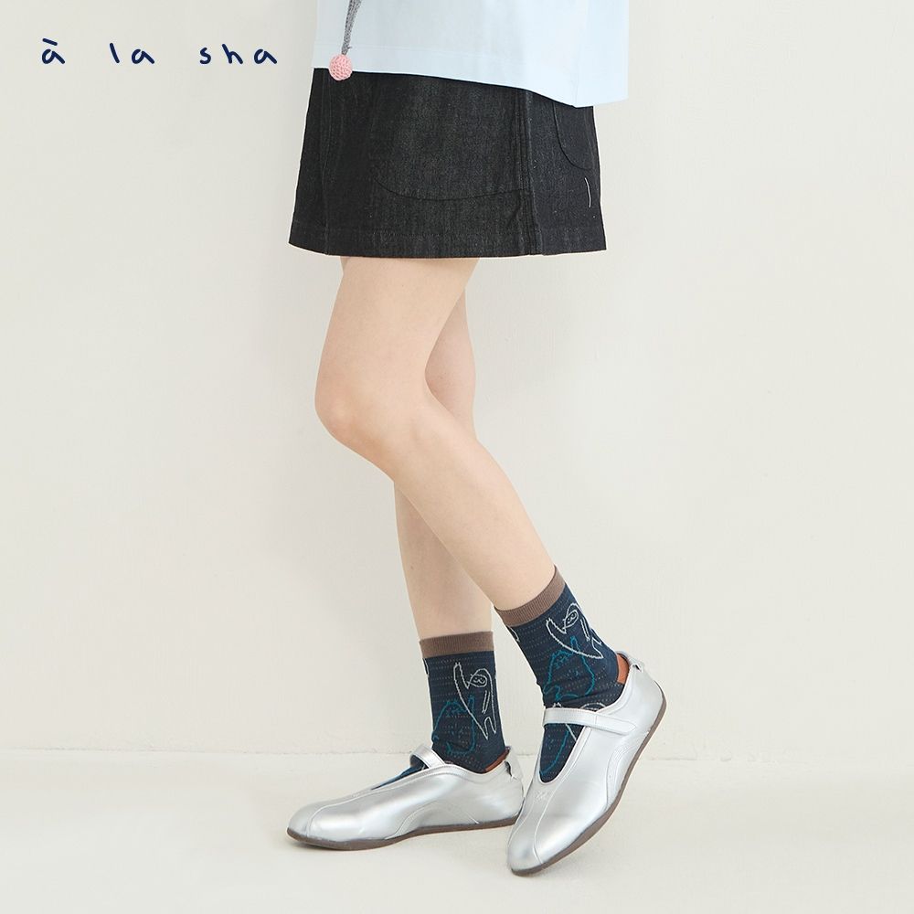 a la sha 俏皮miao造型剪接牛仔短褲裙 (黑)