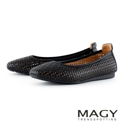 MAGY 全真皮透氣簍空舒適平底鞋 黑色