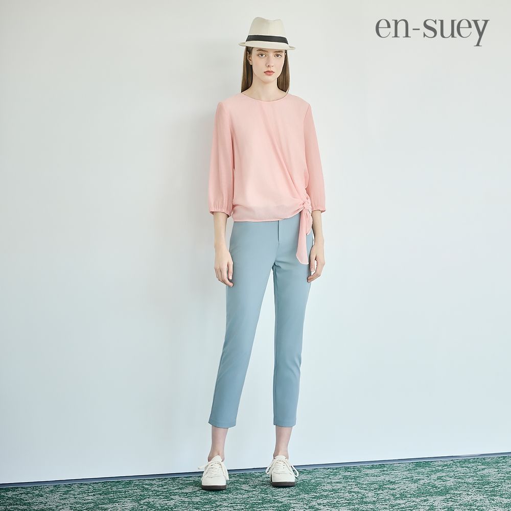 【en-suey 銀穗】網路限定 鬆緊腰涼感紗休閒直管褲 (淺藍色)