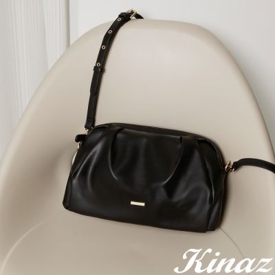 KINAZ 澎澎皺褶多背帶手提肩背斜背包-波映靜黑-波光呢喃系列