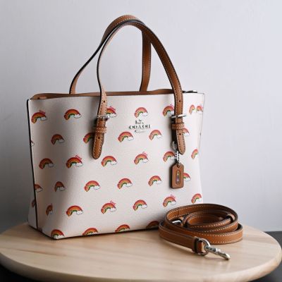 COACH MOLLIE 25 限定版彩虹印花手提斜背三層兩用包(白/淺棕)