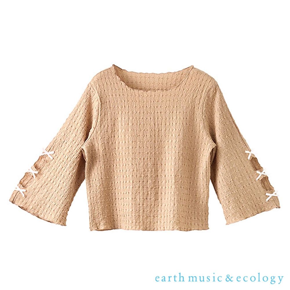 〔earth music〕袖口鏤空蝴蝶結泡泡抓皺感上衣