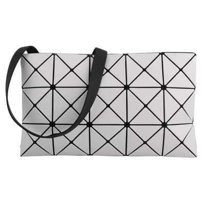 ISSEY MIYAKE  BAOBAO 皮質幾何方格3x5斜背扁包(淺灰白)霧面