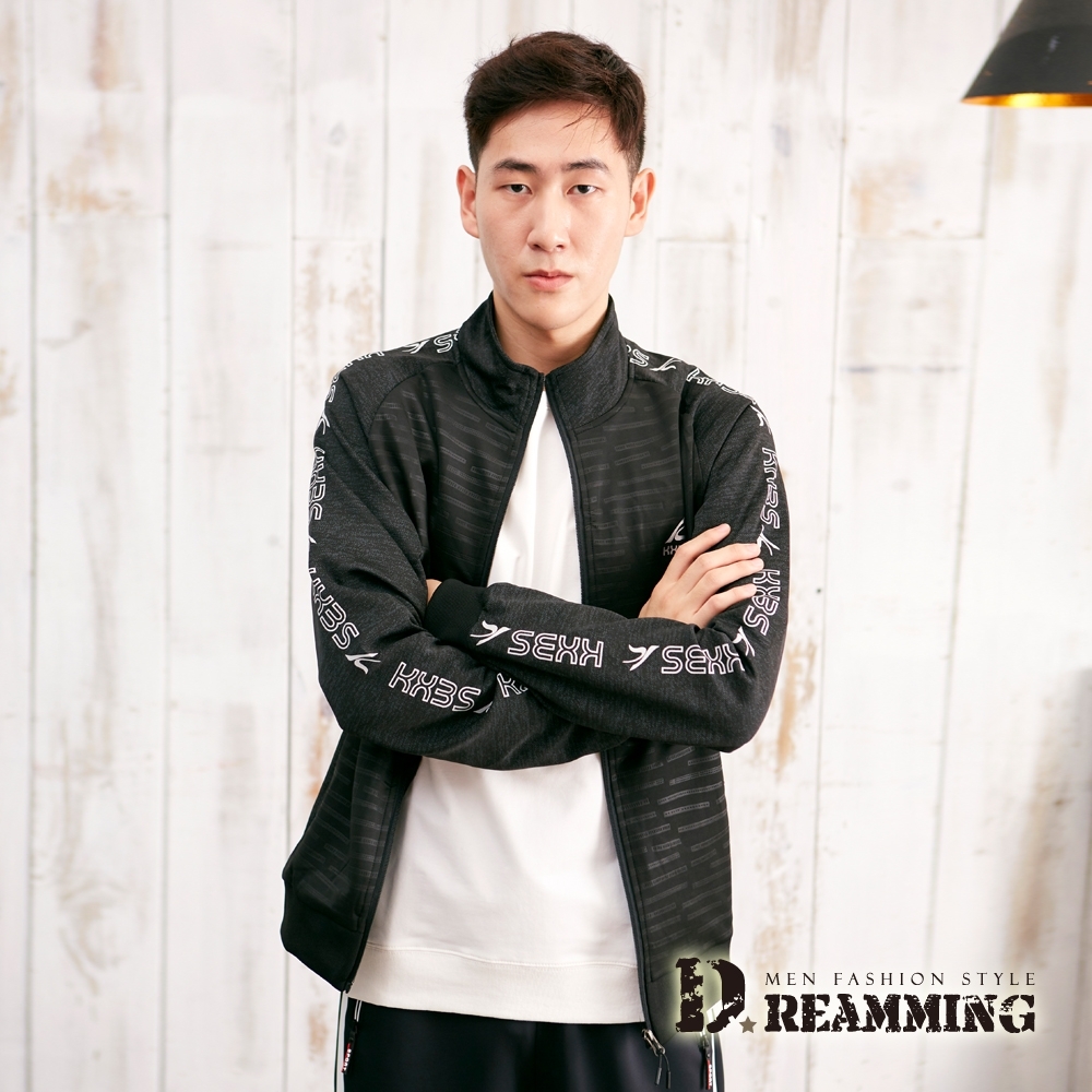 Dreamming 立體壓紋肩字彈力休閒運動立領外套-共二色 (黑色)