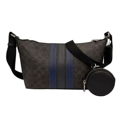 【COACH】C LOGO男中性款船型附零錢包斜背包(直紋黑)