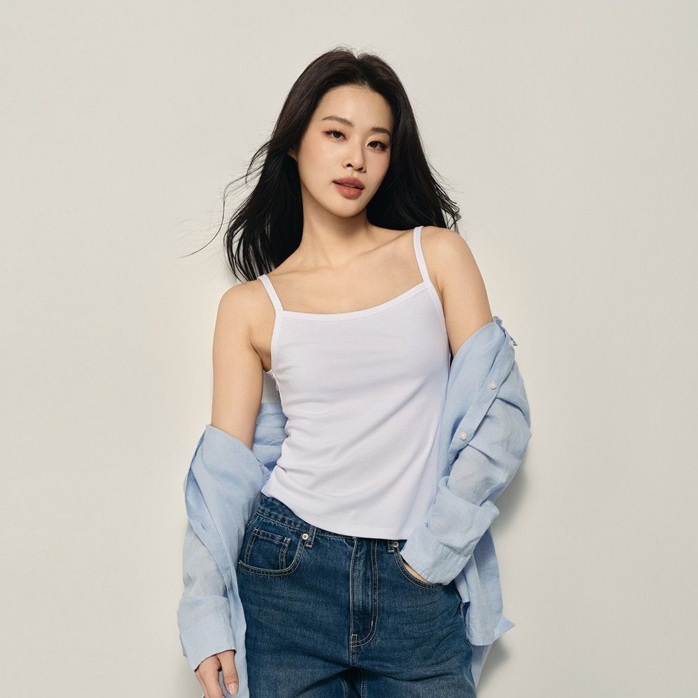 GIORDANO 韓國同款 女裝一字領修身彈力細肩帶背心【多色任選】 (01 標誌白)