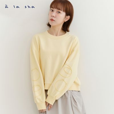 a la sha 當季魅力▼ a la sha Q咪抹茶繩股繡落肩長袖T