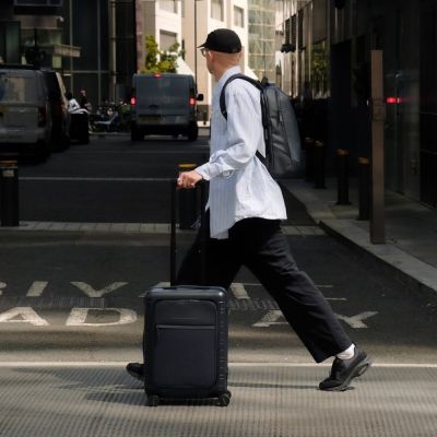 HORIZN STUDIOS ESSENTIAL系列 21吋商務登機箱M5 (夜藍)