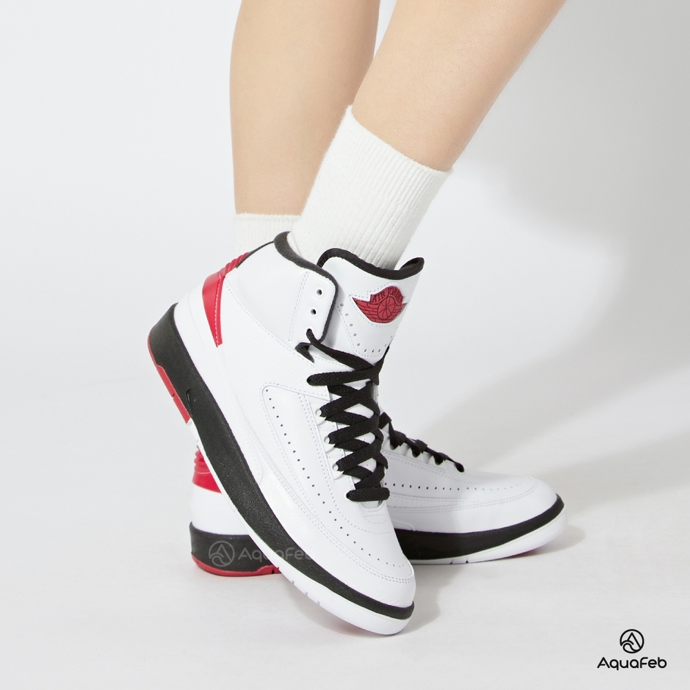Nike Air Jordan 2 Retro Chicago 女鞋白色OG 芝加哥經典運動