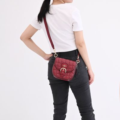 COACH Kleo 金屬馬車LOGO不規則絎縫格紋翻蓋兩用包(櫻桃紅)
