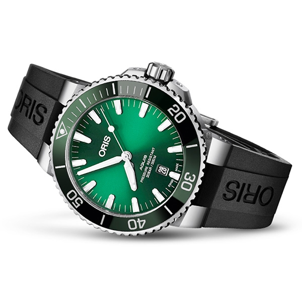 お盆最終特別価格　ORIS AQUIS 腕時計 訳あり ス*5様 お盆特別価格スタート ORIS AQUIS 訳あり - メルカリ