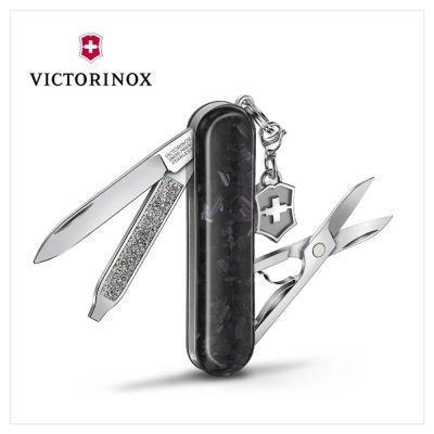 VICTORINOX 瑞士維氏 瑞士刀 Classic Brilliant 5用/58mm 碳纖維 0.6221.90