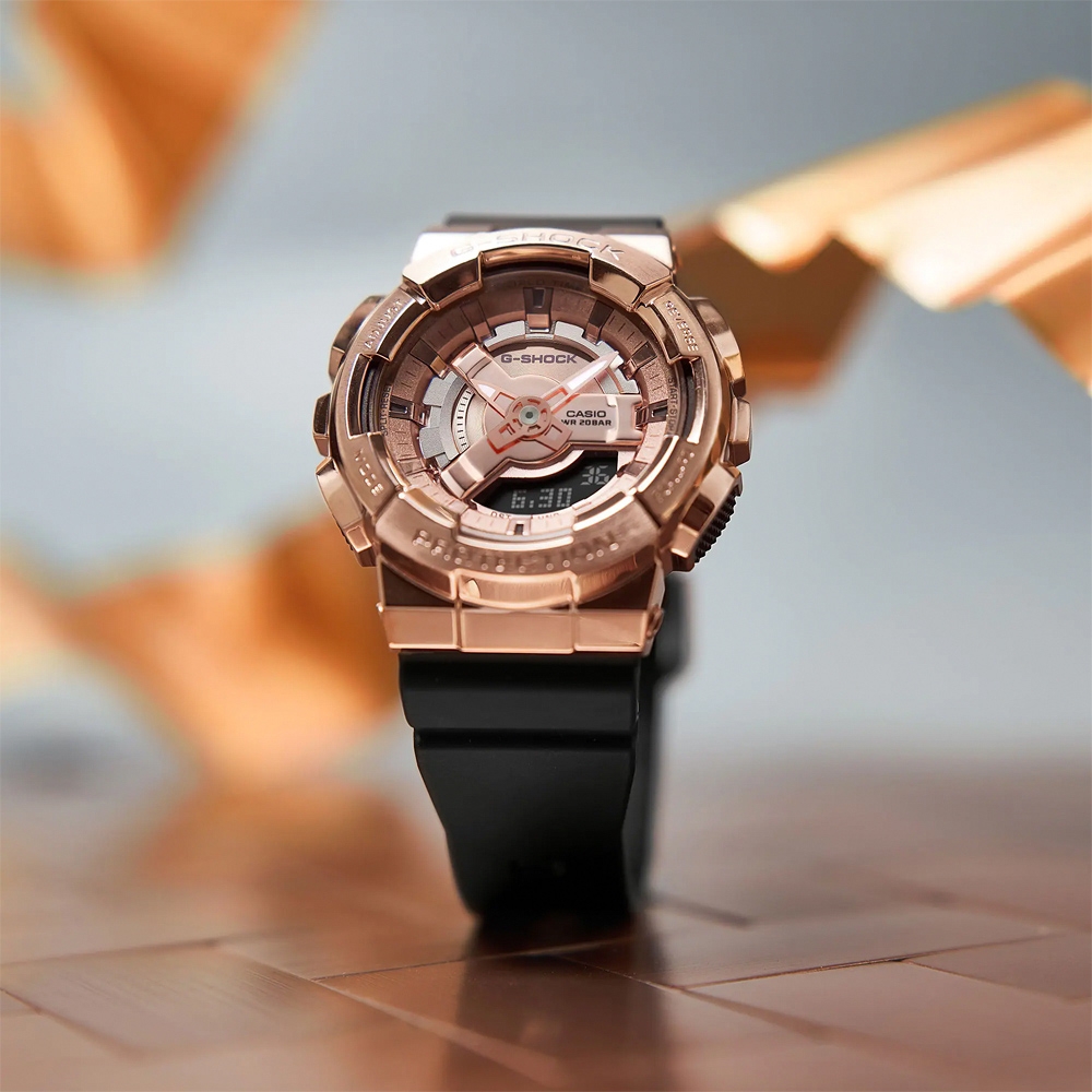 CASIO 卡西歐G-SHOCK x ITZY Lia配戴款金屬色雙顯電子錶週年慶送禮推薦