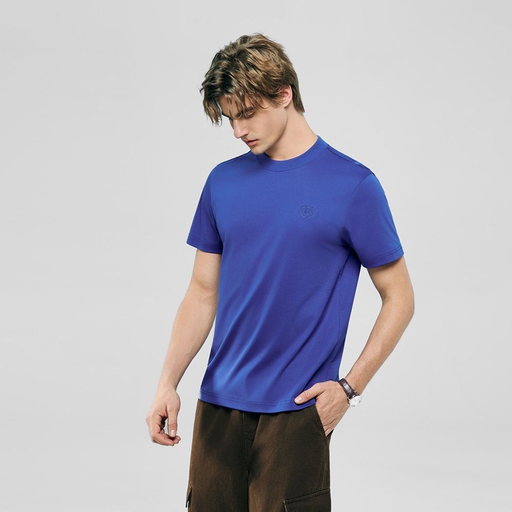 GIORDANO 男裝細緻抗皺修身素色短袖T恤 Liquid Touch系列【多色任選】 (65 午夜藍)