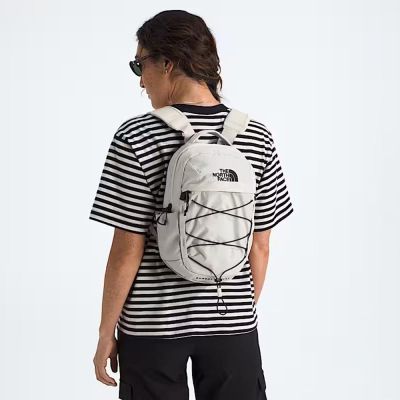 The North Face 北臉 小後背包 運動包 書包 旅行小包 BOREALIS MINI BACKPACK 白 NF0A52SWROU
