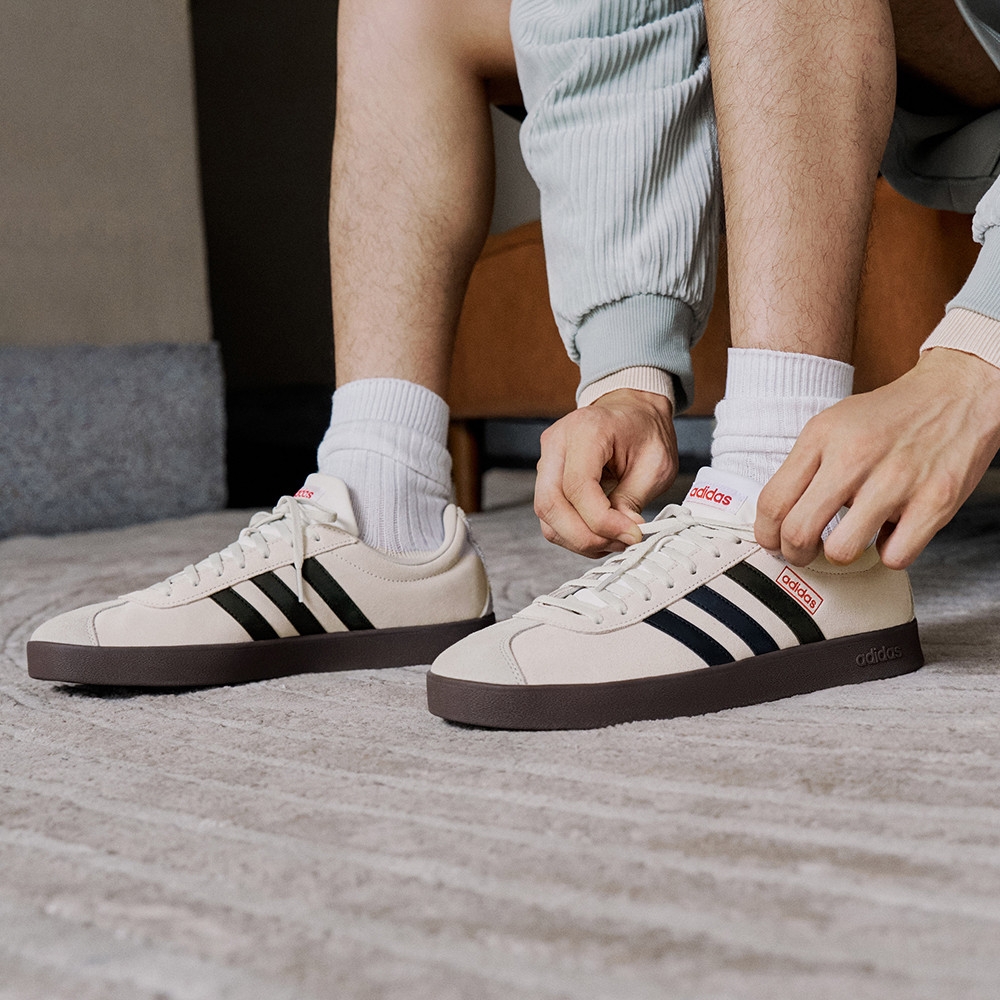 【adidas 愛迪達】 VL COURT CLASSIC 運動休閒鞋 男鞋/女鞋 JS3003