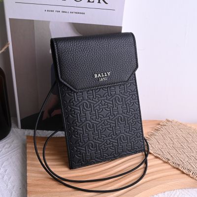 BALLY BOYD 品牌印花小牛皮翻蓋斜背6卡手機包/護照包(黑)