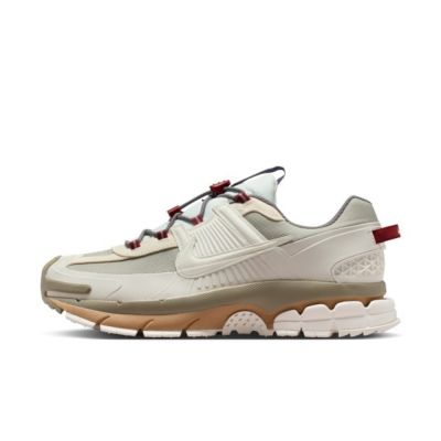 Nike 耐吉 Zoom Vomero Roam [IQ1126-317] 男 運動休閒鞋 CNY 馬年 米灰棕