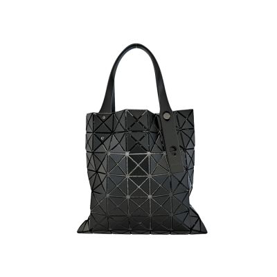 ISSEY MIYAKE 三宅一生 BAOBAO LUCENT MATTE霧面三角格7x7手提包 (霧黑色)