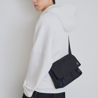 [品牌日限定]PORTER INTERNATIONAL -  人氣不敗斜背包/牛仔兩用包/護照夾 (多款任選) - 原價$3850