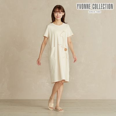 YVONNE 以旺傢飾 長頸鹿網印短袖洋裝-沙丘白