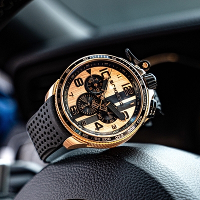 BOMBERG BOLT-68系列 賽車計時手錶