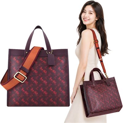 COACH 專櫃款酒紅色馬車圖樣PVC手提/斜背兩用包-大型