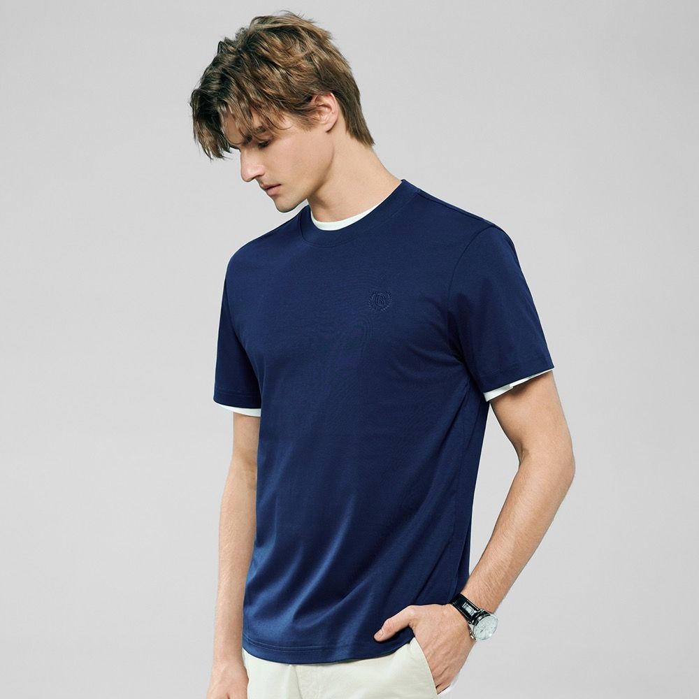 GIORDANO 男裝細緻抗皺修身素色短袖T恤 Liquid Touch系列【多色任選】 (27 新海軍藍)