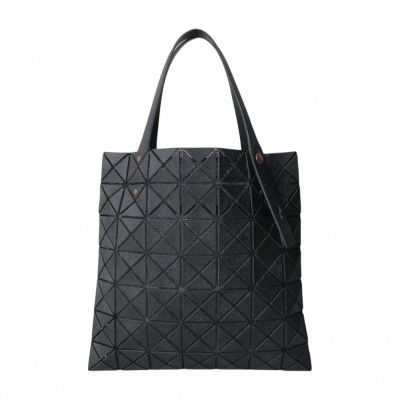 ISSEY MIYAKE BAOBAO 條紋幾何方格7x7手提包(霧面黑)