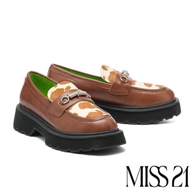 厚底鞋 MISS 21 哞哞學院風牛皮拼接彈簧造型釦樂福厚底鞋-棕