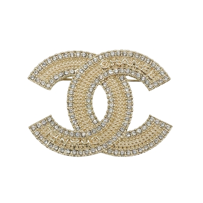特別限定品　CHANEL Chanel 金雙C logo水鑽鑲飾胸針/別針(ABA867-金) | 飾品| Yahoo購物中心