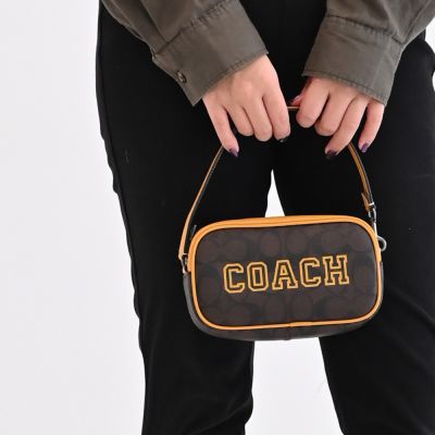 COACH JAMIE 經典印花拼色手提小包(深咖/黃)