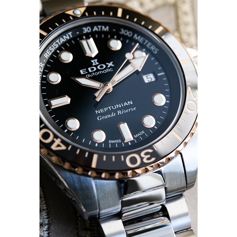 EDOX Neptunian 海神68H超動能300米潛水機械錶夏日煥新提案送禮推薦-黑