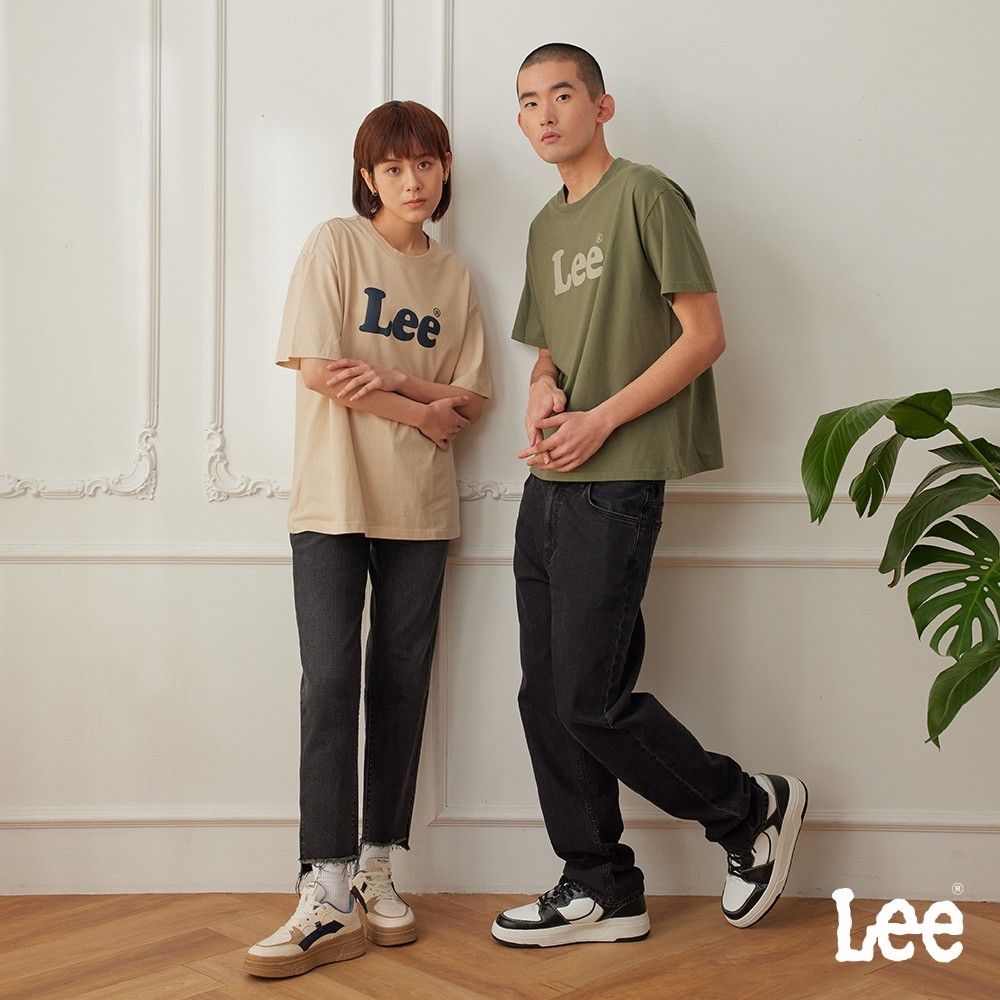 Lee 男女款 季節性版型 Lee大LOGO印花短袖圓領TEE 七色 (卡其)