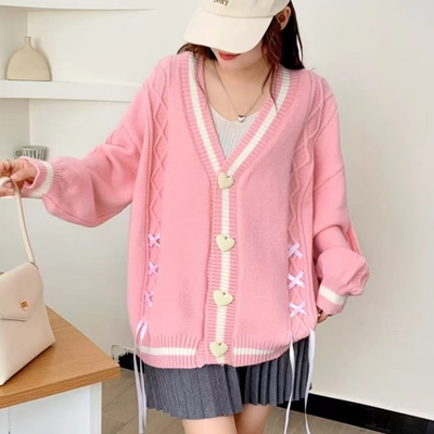 La BellezaV領撞色滾邊愛心釦減齡交叉綁帶緞帶麻花針織毛衣外套