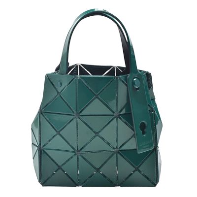 ISSEY MIYAKE 三宅一生 BAOBAO CARAT系列 3X3亮面手提包(孔雀石綠)