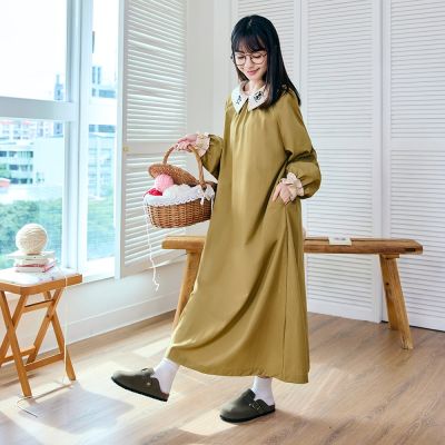 OB嚴選-日系棉麻貓咪刺繡翻領荷葉滾邊袖洋裝《DA10651-》