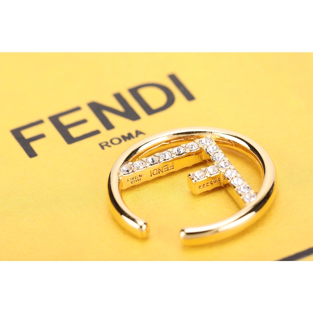 FENDI F Is Fendi 品牌字母金色水鑽耳骨夾/耳扣(單只) | 歐系精品包