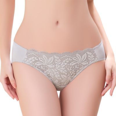 思薇爾 舒漾Bra系列M-XL涼感消臭蕾絲低腰三角女內褲(巖冰灰)