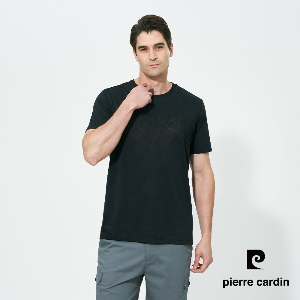 pierre cardin 皮爾卡登 男款 印花LOGO圓領短袖上衣-黑色(5257281-99)